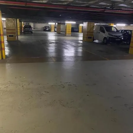 715 Gale Wi-fi, Estacionamento * ポルト