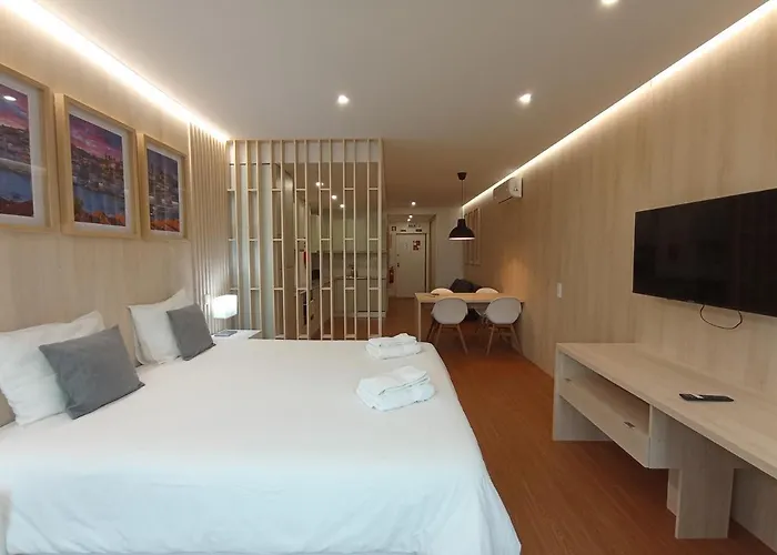 715 Gale Wi-fi, Estacionamento Apartman Porto