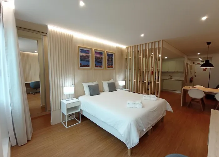 715 Gale Wi-fi, Estacionamento Apartman