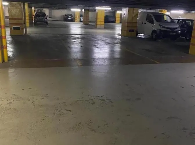 715 Gale Wi-fi, Estacionamento * بورتو